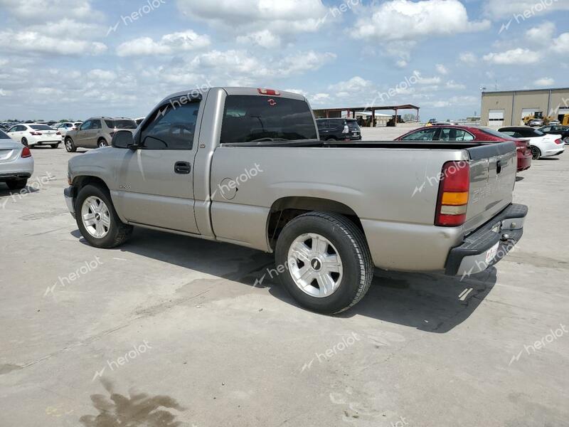 CHEVROLET SILVERADO 1999 beige  gas 1GCEC14W4XZ195849 photo #3