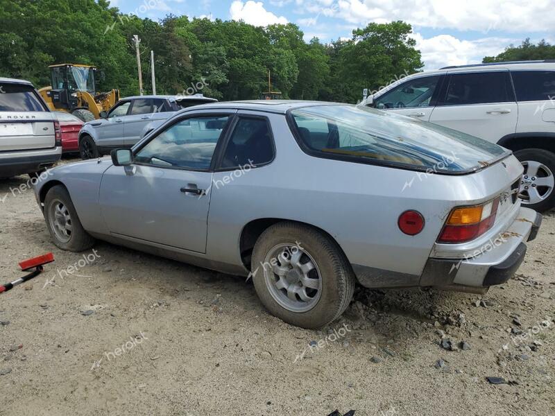 PORSCHE 924 1981 silver coupe gas WP0AA0926BN452000 photo #3