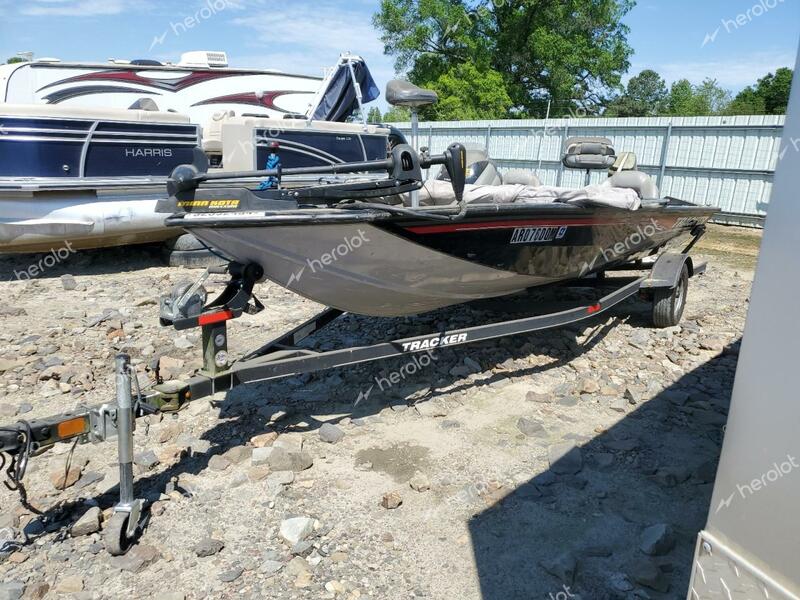 TRAC BOAT 2017 two tone   BUJ46285J617 photo #3