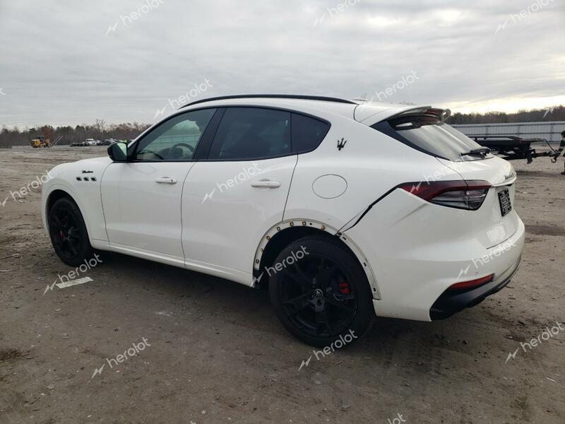 MASERATI LEVANTE MO 2022 white  gas ZN661YUM3NX398921 photo #3