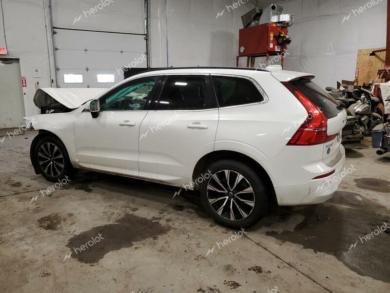 VOLVO XC60 CORE 2023 white  gas YV4L12RV3P1253707 photo #3