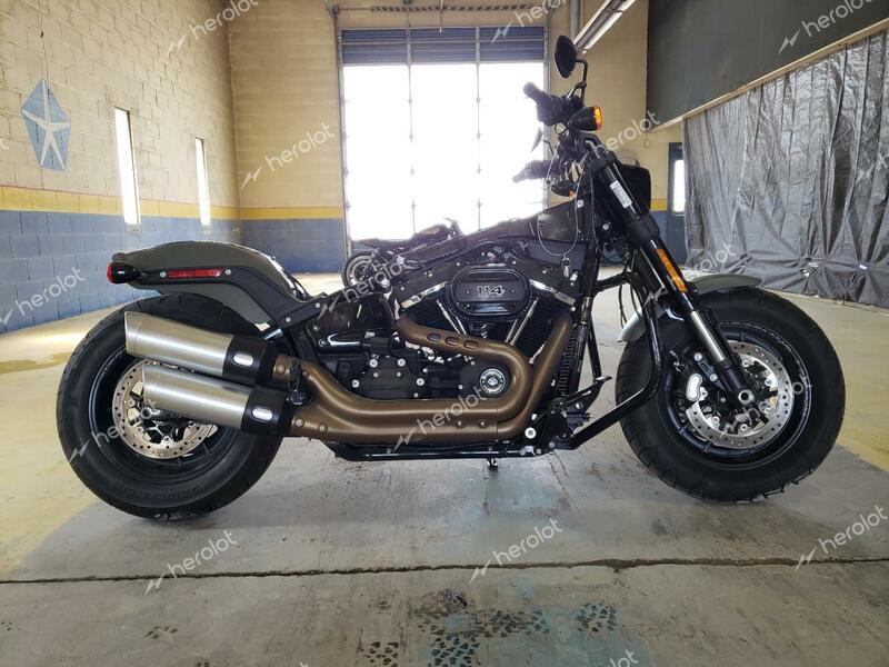 HARLEY-DAVIDSON FXFBS 2021 green  gas 1HD1YLK1XMB056038 photo #1