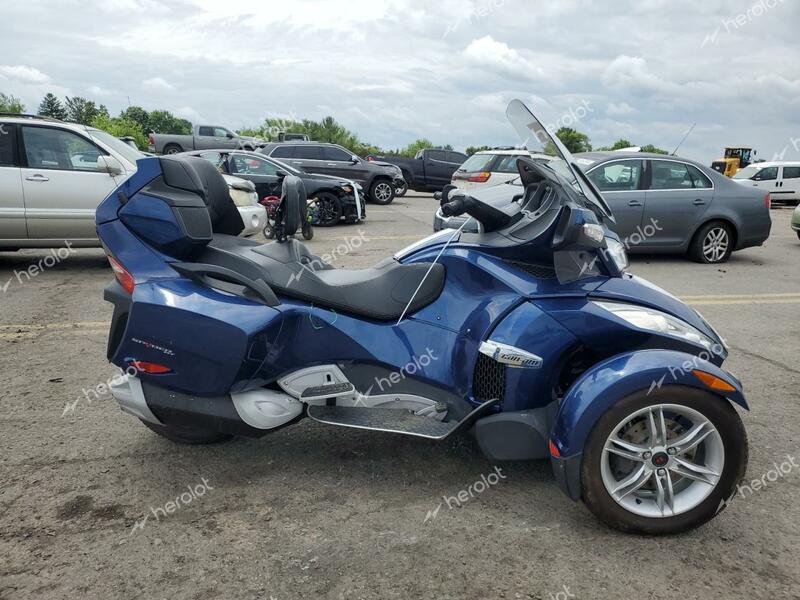 CAN SPYDER 2011 blue road/str gas 2BXJBKC17BV001323 photo #1