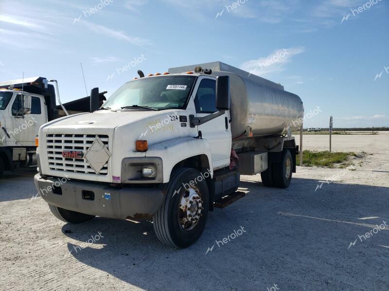 GMC C7500 C7C0 2006 white conventi diesel 1GDM7C1356F429045 photo #3