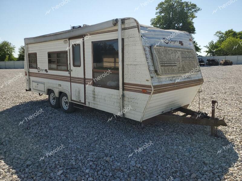 JAYC TRLR COACH 1987 white   1UJBJ02L6H1ED0083 photo #1