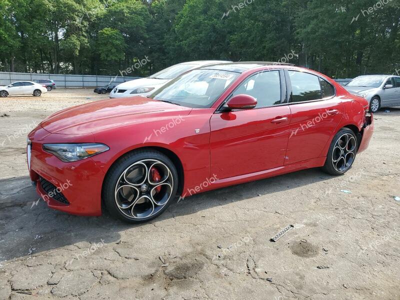 ALFA ROMEO GIULIA SUP 2022 red  gas ZARFAMBN0N7660700 photo #1