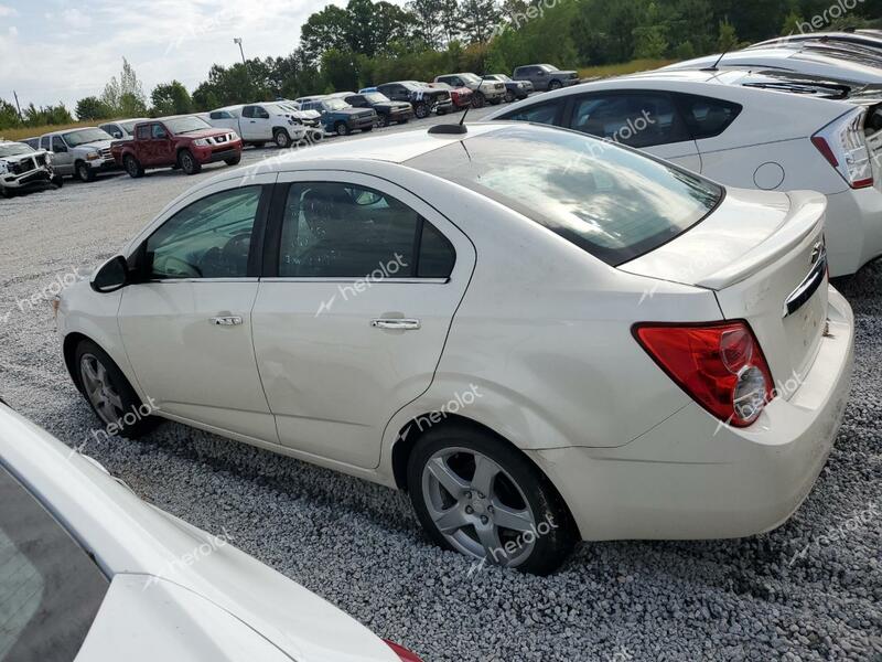 CHEVROLET SONIC LTZ 2016 white sedan 4d gas 1G1JE5SB7G4133965 photo #3