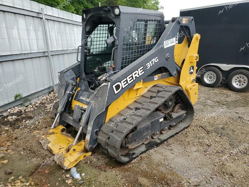 JOHN SKID STEER 2019 yellow   1T0317GJLKJ347770 photo #3