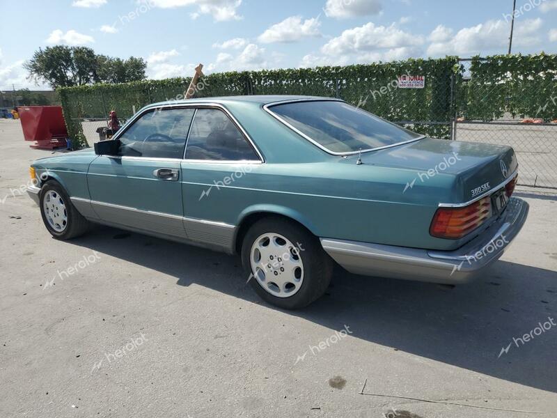 MERCEDES-BENZ 380 SEC 1983 teal coupe gas WDBCA43A7DB007817 photo #3