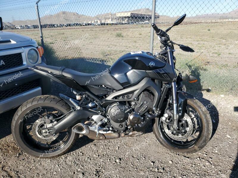 YAMAHA FZ09 2016 black road/str gas JYARN33E1GA011722 photo #1