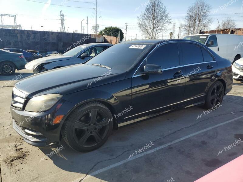 MERCEDES-BENZ 300-CLASS 2011 black  gas WDDGF5EB7BA513589 photo #1