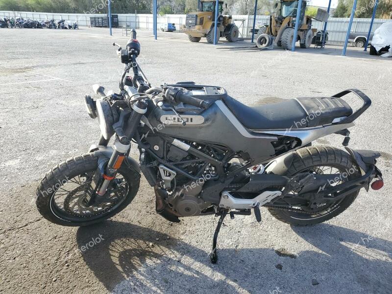 HUSQVARNA VITPILEN 4 2020 black  gas MD2JUJ403LC266005 photo #4