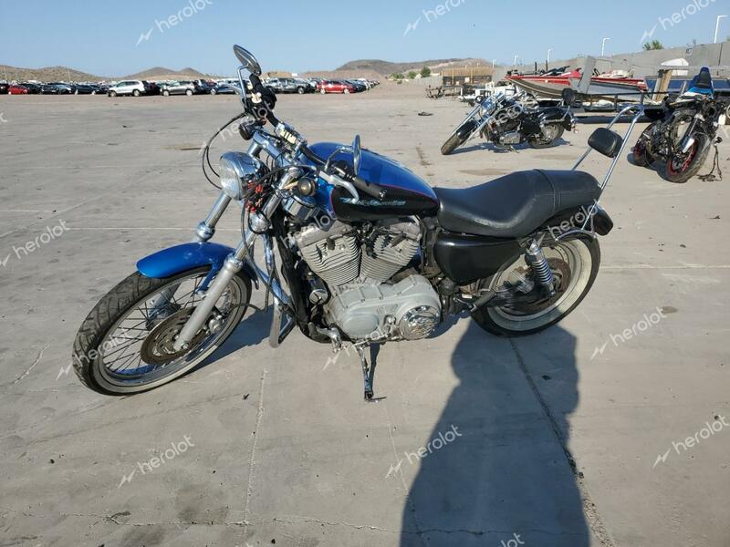 HARLEY-DAVIDSON XL883 C 2004 blue  gas 1HD4CJM174K409946 photo #4