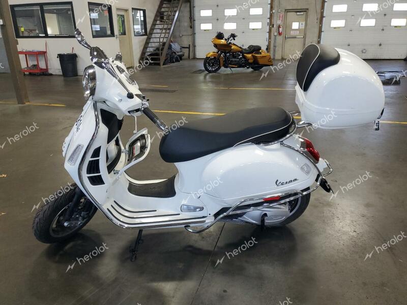 VESPA GTS/SEI GI 2023 white  gas ZAPMD39M3P5100263 photo #4