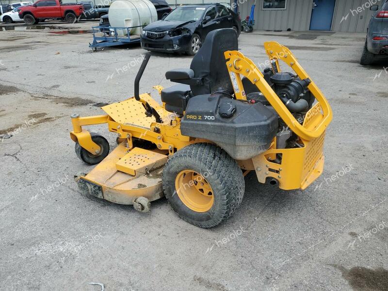 CUB LAWN MOWER 2019 yellow   1J228H70003 photo #4