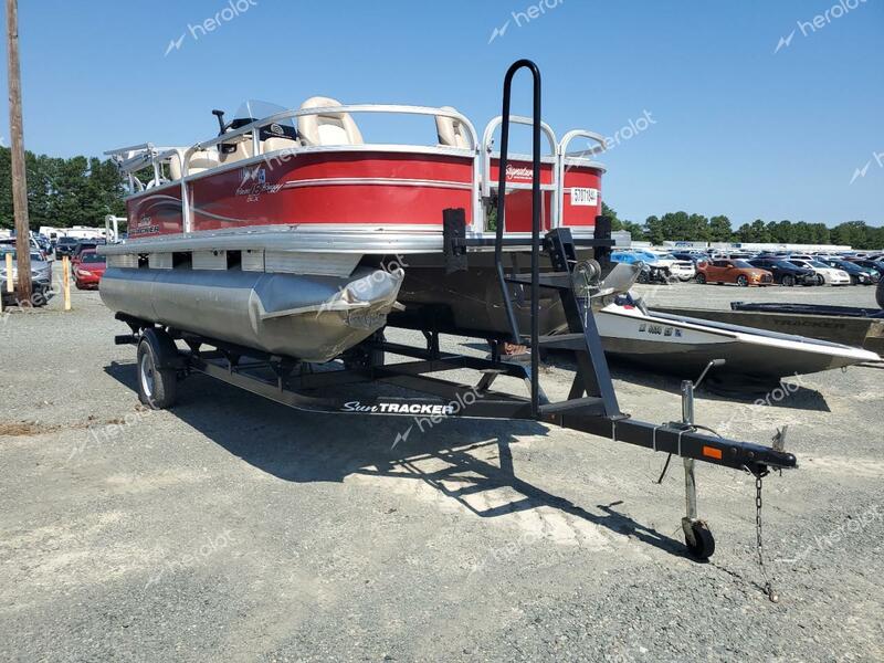 SUNT BOAT W/TRL 2016 red   BUJ09563H516 photo #1