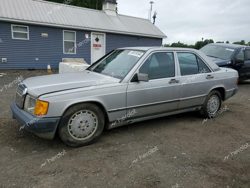 MERCEDES-BENZ 190 E 2.3 1984 silver sedan 4d gas WDBDA24B4EA111141 photo #1