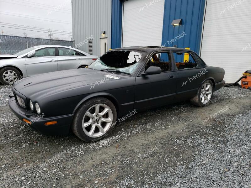 JAGUAR XJR 2002 black  gas SAJFA15B52MF45988 photo #1