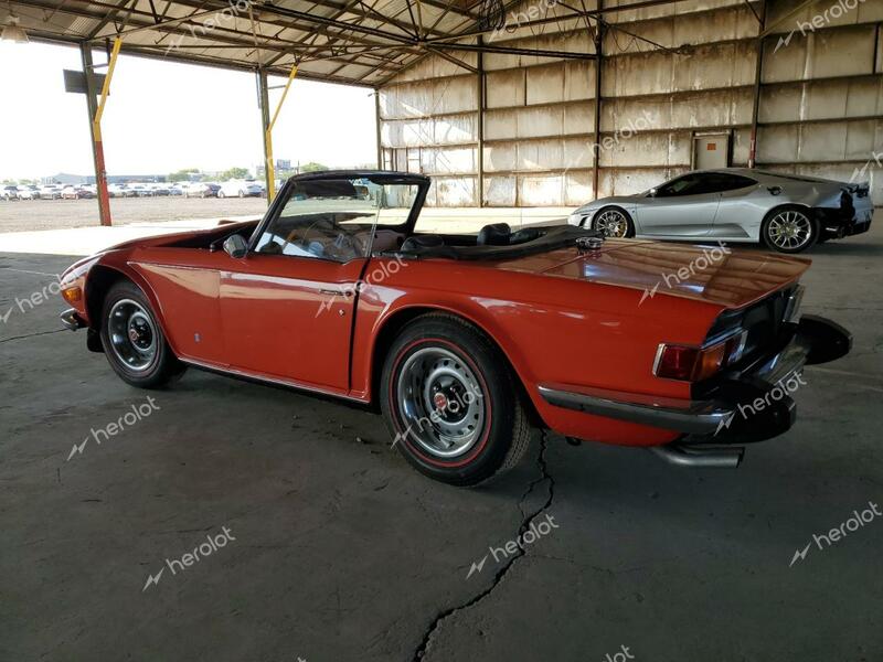 TRIUMPH CAR TR6 1974 red   CF29109U photo #3