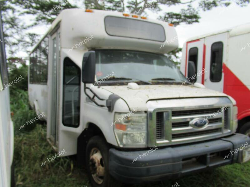 FORD ECONOLINE 2011 white cutaway gas 1FDFE4FS4BDA49141 photo #3