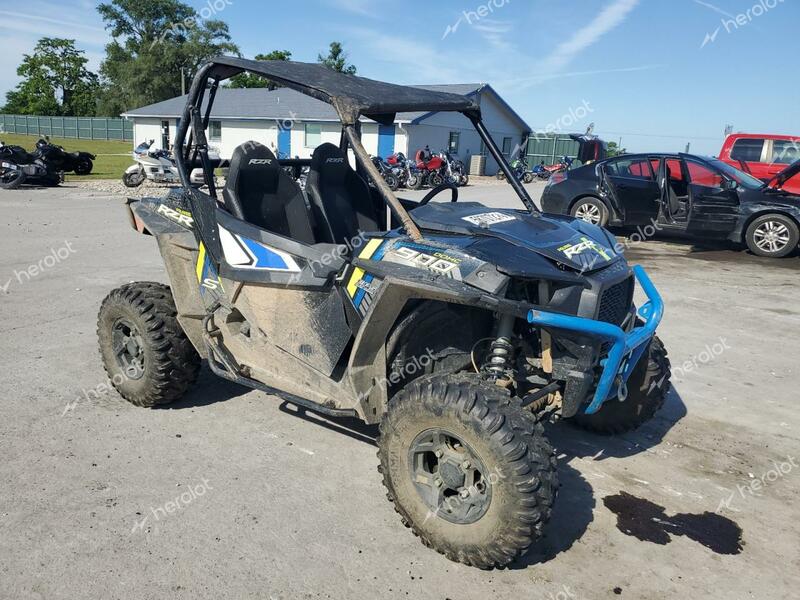 POLA RZR 2017 white  gas 3NSVBA878HH012002 photo #1