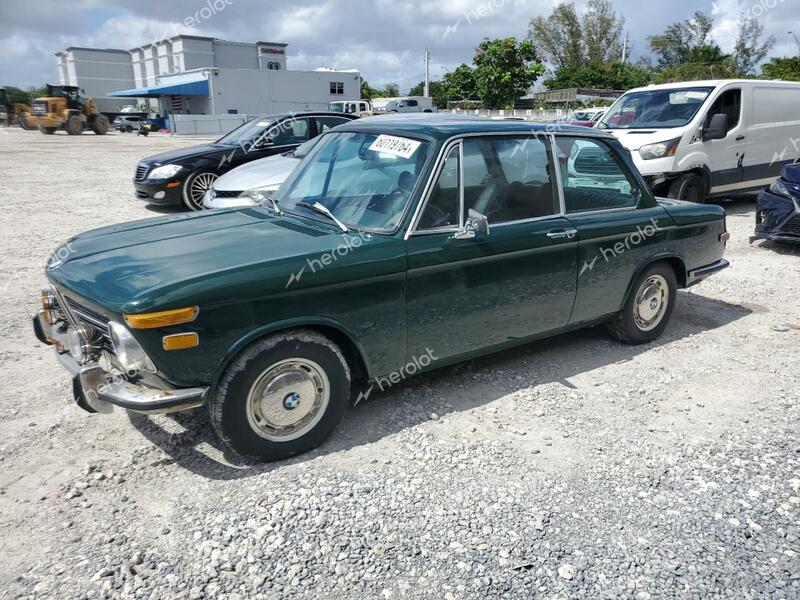 BMW 2002 1971 green   2584313 photo #1