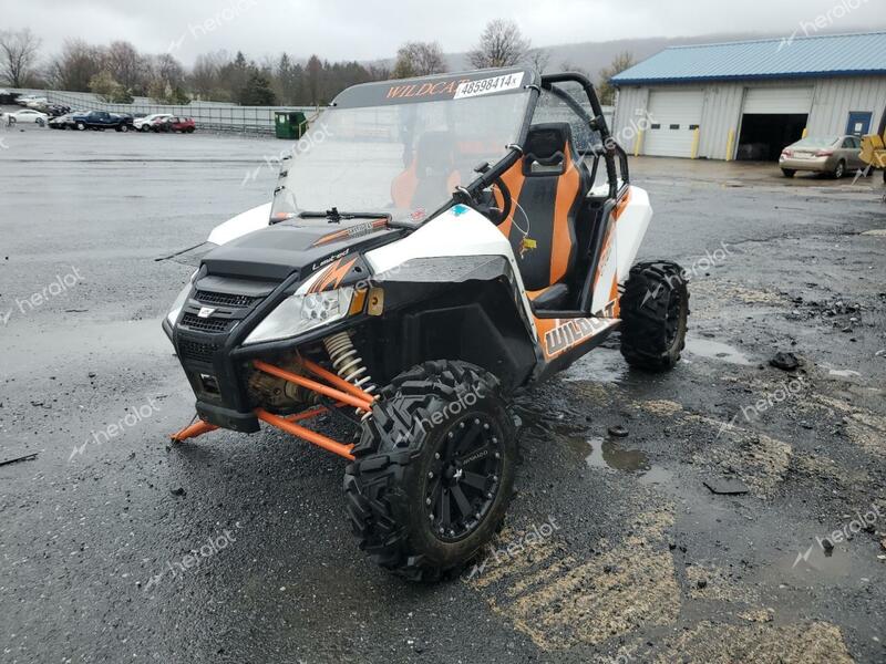 ARCTIC CAT WILDCAT 2013 two tone   4UF13MPV8DT305912 photo #3