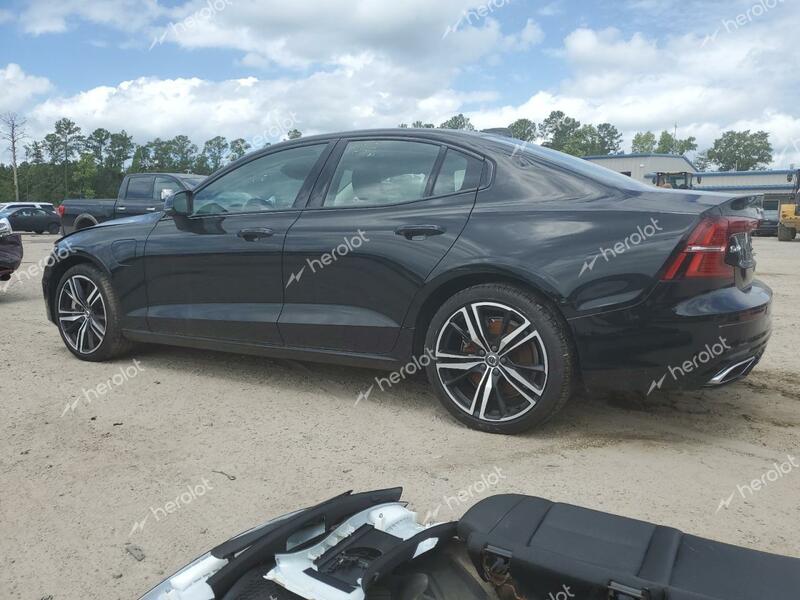 VOLVO S60 T8 REC 2022 black  hybrid engine 7JRH60FZ4NG193003 photo #3