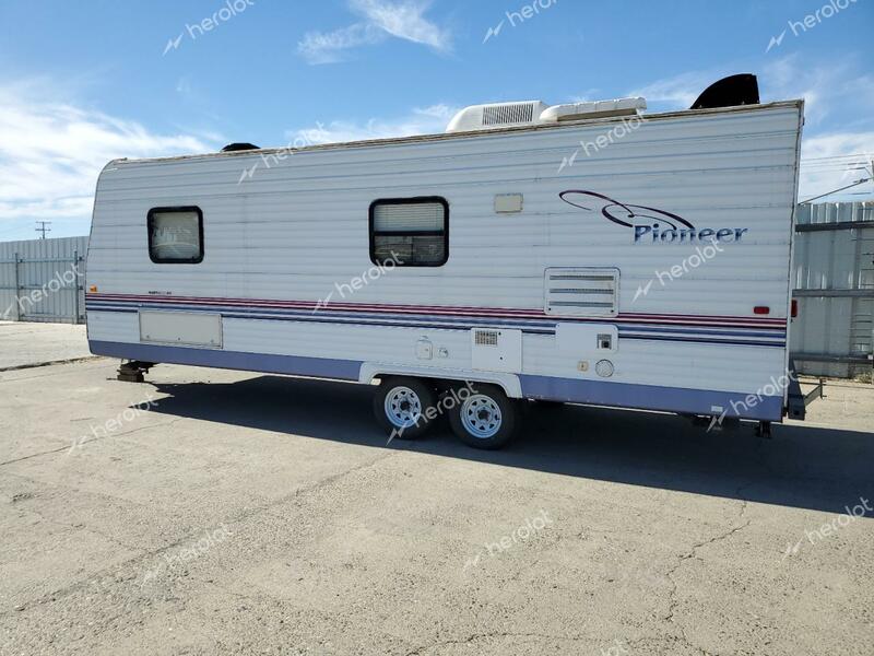 FLEETWOOD PIONEER 2004 white   1EB1T232741593472 photo #4