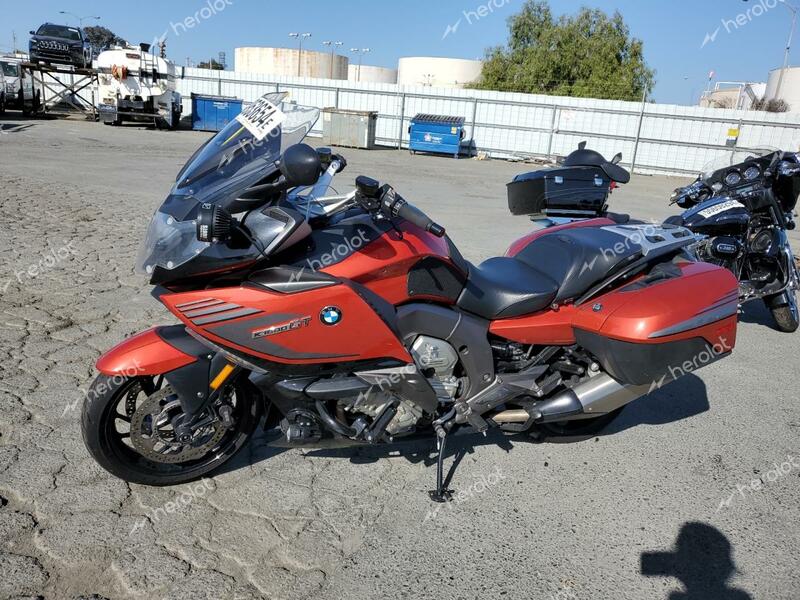 BMW K1600 GT 2015 red road/str gas WB1061102FZX82662 photo #4