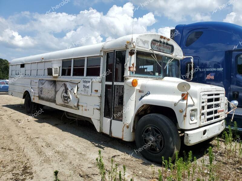 INTERNATIONAL S-SERIES 1 1987 white bus diesel 1HVLNHGP6HH465874 photo #1