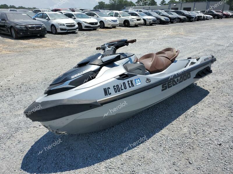 BRP JETSKI 2019 silver   YDV17280B919 photo #3