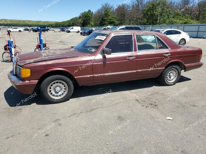 MERCEDES-BENZ 380 SE 1985 burgundy  gas WDBCA32D6FA099775 photo #1