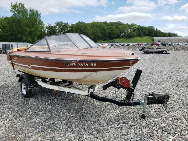 LARS BOAT W/TRL 1976 brown   LARB780906VI photo #1