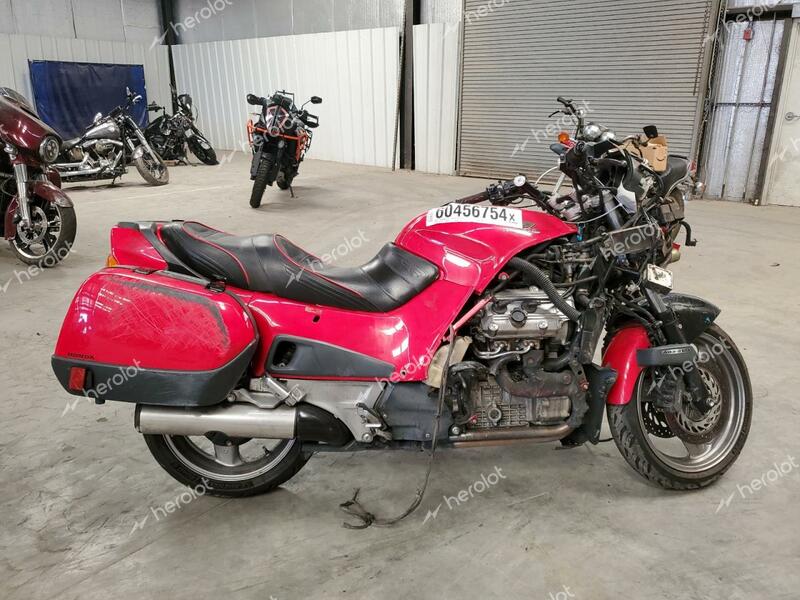 HONDA ST1100 A 1997 red road/str gas JH2SC2642VM700051 photo #1