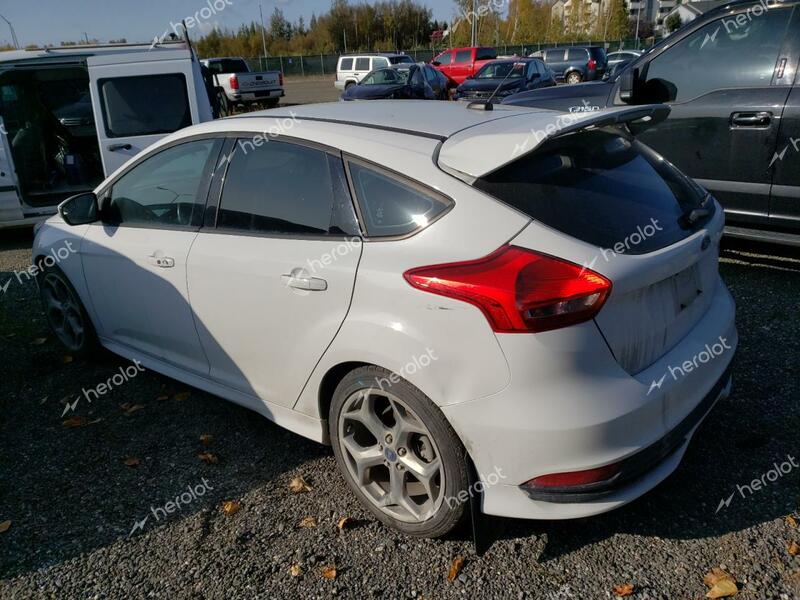 FORD FOCUS ST 2017 white  gas 1FADP3L92HL230972 photo #3