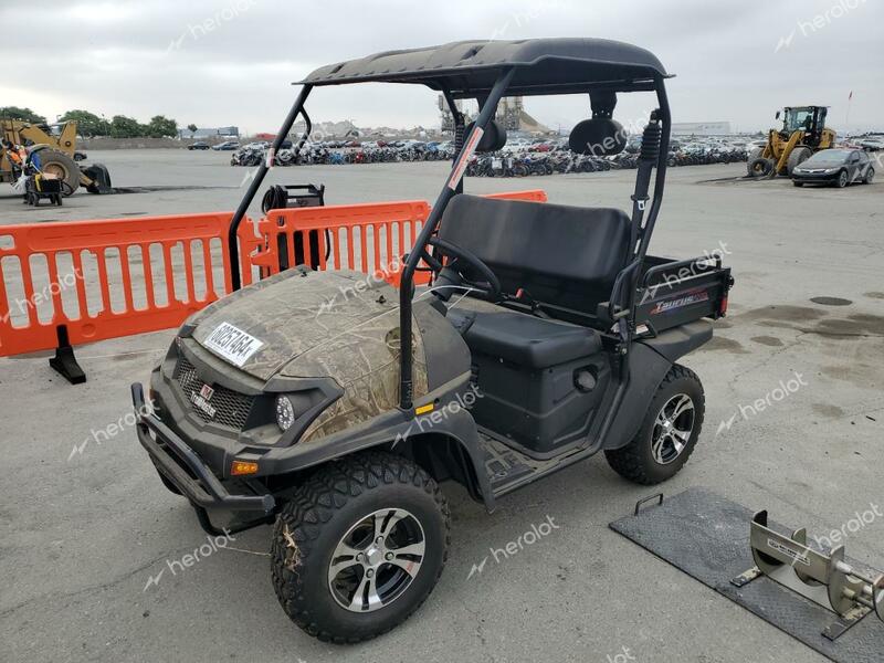 ATV SIDEBYSIDE 2019 black   L06UALA15L1001007 photo #3