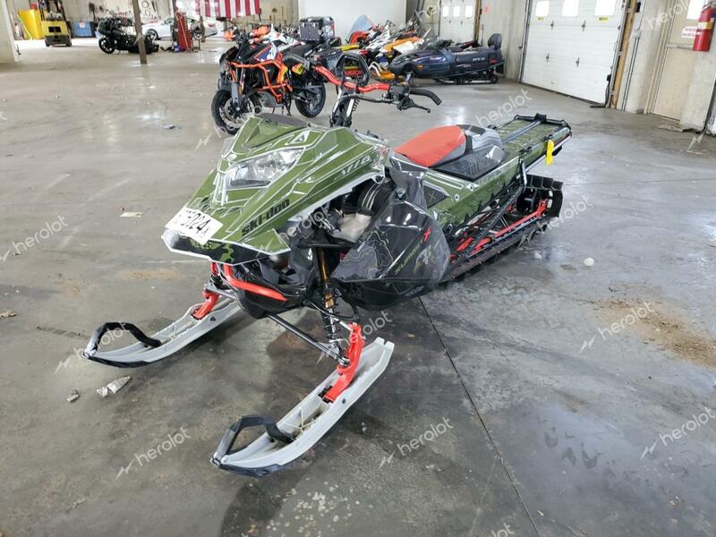 SKI DOO SUMMIT X 8 2021 green   2BPSTJMB1MV000271 photo #3