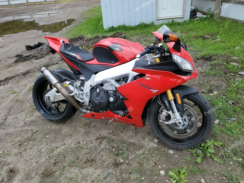 APRILIA RSV4 R 2015 red racer gas ZD4RKUA49FS000431 photo #1