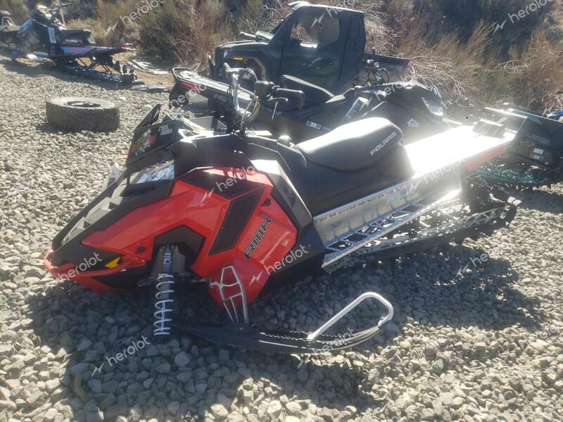 POLARIS SNOWMOBILE 2018 red   SN1EGK8P0JC162156 photo #3