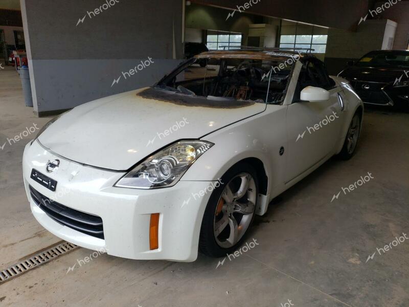 NISSAN 350Z ROADS 2008 white roadster gas JN1BZ36A18M850792 photo #1