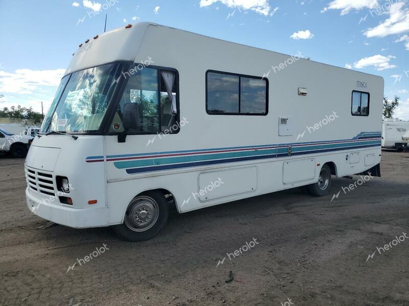 ITAS CAMPER 1996 white  gas 1GBKP37NXS3321217 photo #3