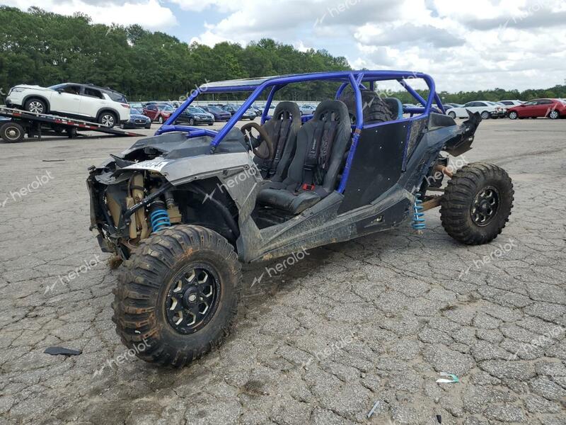 POLARIS RZR XP 4 T 2019 two tone  gas 3NSVFE927KF774139 photo #3