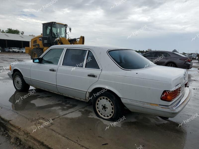 MERCEDES-BENZ 560 SEL 1991 white  gas WDBCA39E2MA600768 photo #3