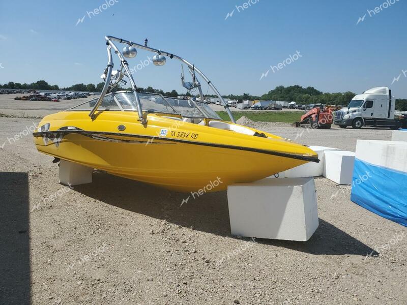 CROW BOAT 2002 yellow   JTC47398E202 photo #1