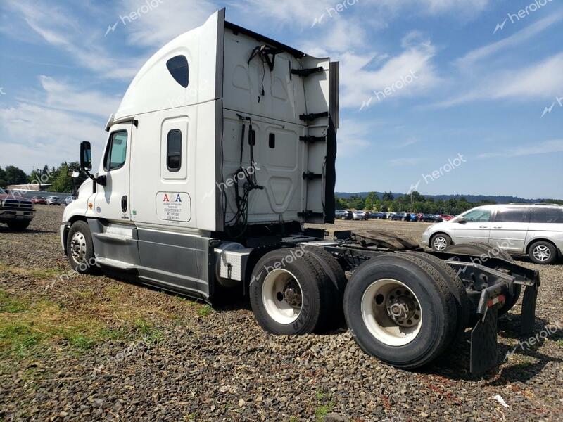 FREIGHTLINER CASCADIA 1 2012 white tractor diesel 1FUGGLDR9CLBR7348 photo #3