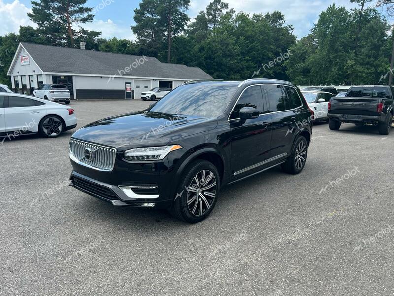 VOLVO XC90 CORE 2024 black  gas YV4L12PK0R1181747 photo #3