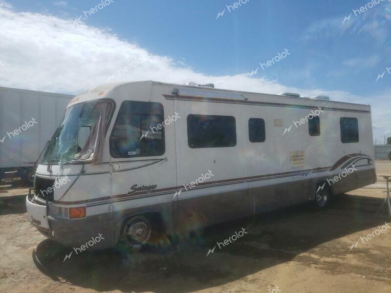 CHEVROLET MOTORHOME 1996 white  gas 1GBLP37N6S3325544 photo #3