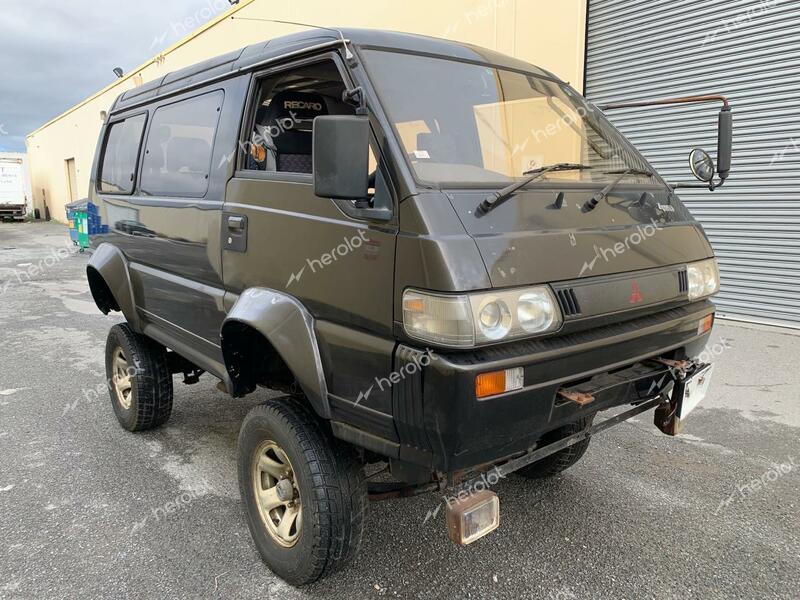 MITSUBISHI DELICA 1992 black   P24W0201279 photo #1