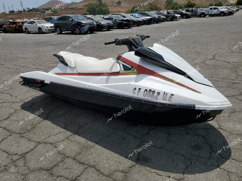 YAMAHA VX 2018 white   YAMA3299B818 photo #1